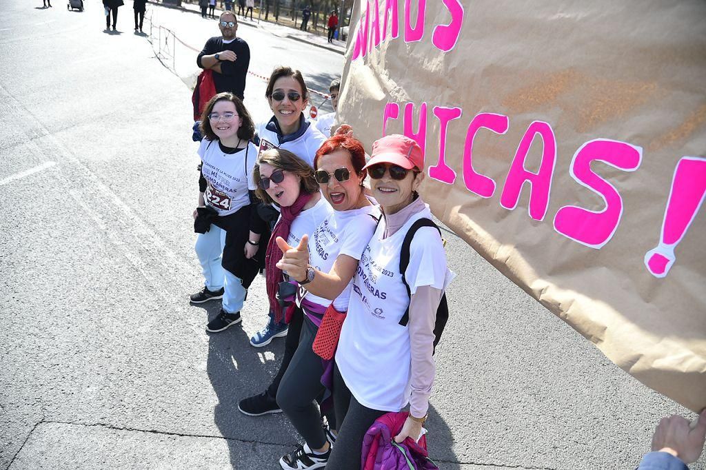 Carrera de la Mujer: recorrido por avenida de los Pinos, Juan Carlos I y Cárcel Vieja (2)