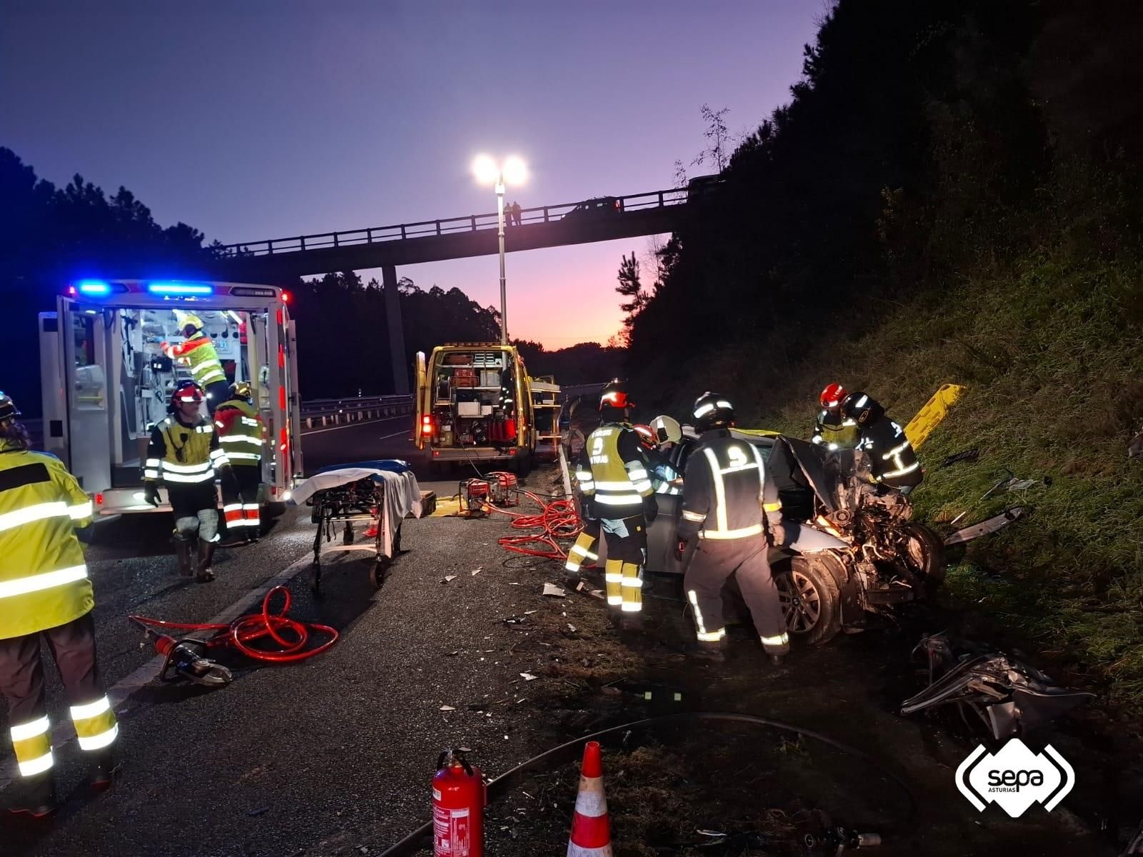 EN IMÁGENES: Accidente en la Autovía del Cantábrico a la altura de Tapia