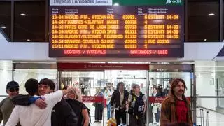 Estas son las alternativas a los cortes de Rodalies por las lluvias: FGC para suplir la R4 y buses de sustitución en algunas líneas
