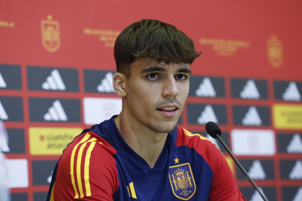 El centrocampista Gabri Veiga en la rueda de prensa de la selección española Sub-21.
