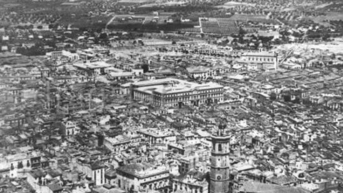 Imagen  aérea de Castelló en los años 20.