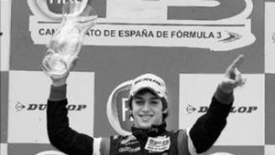 Merhi culmina su gran año con triunfo en la F3