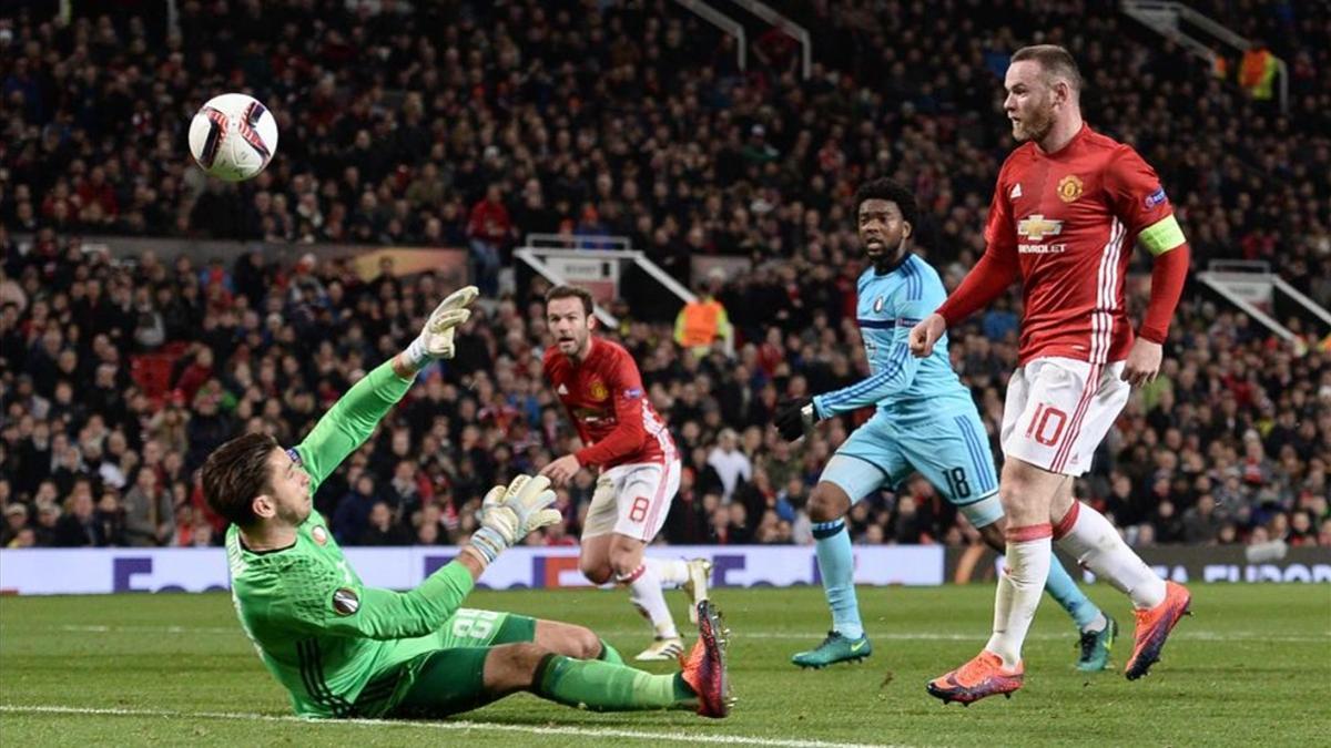 Éste es el histórico gol con el que Wayne Rooney encarriló la victoria ante el Feyenoord