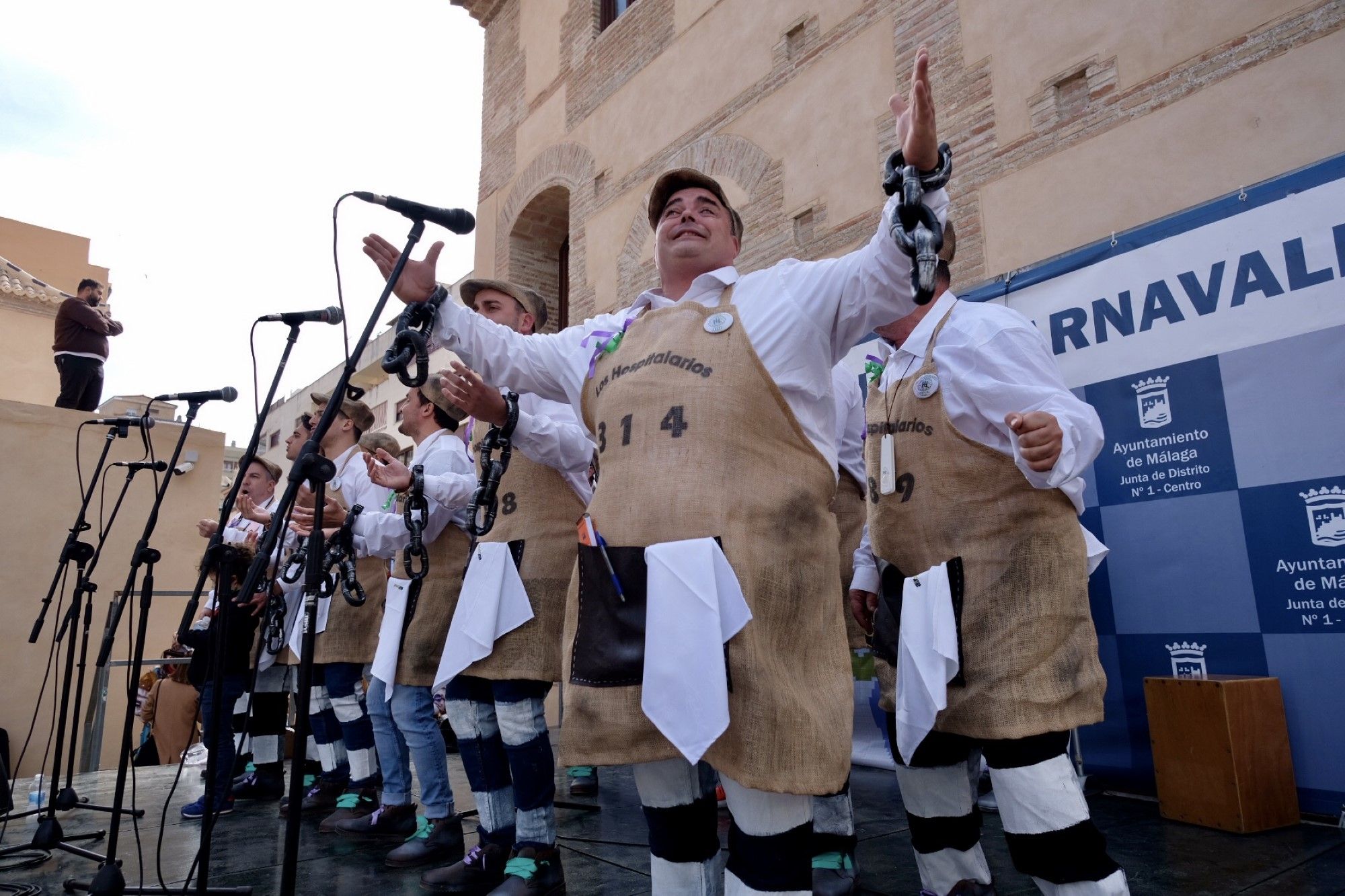 Tradicional potaje carnavalero en El Perchel: la gran previa gastronómica