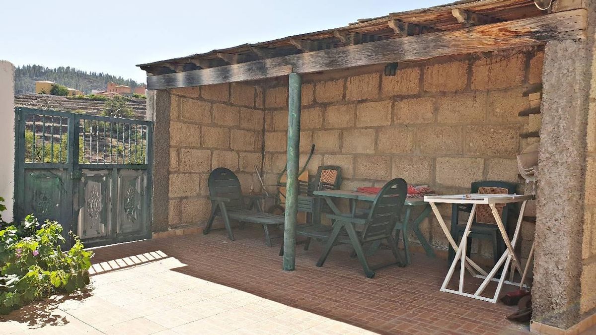 Entrance area.