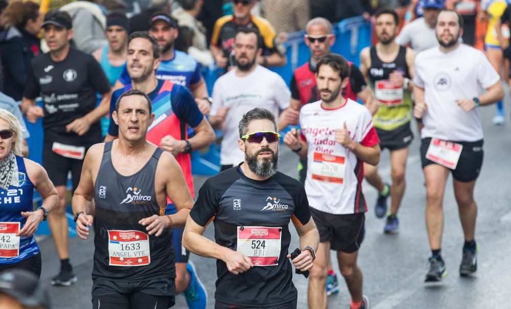 Las mejores imágenes de la 30 edición de la Media Maratón de Santa Pola