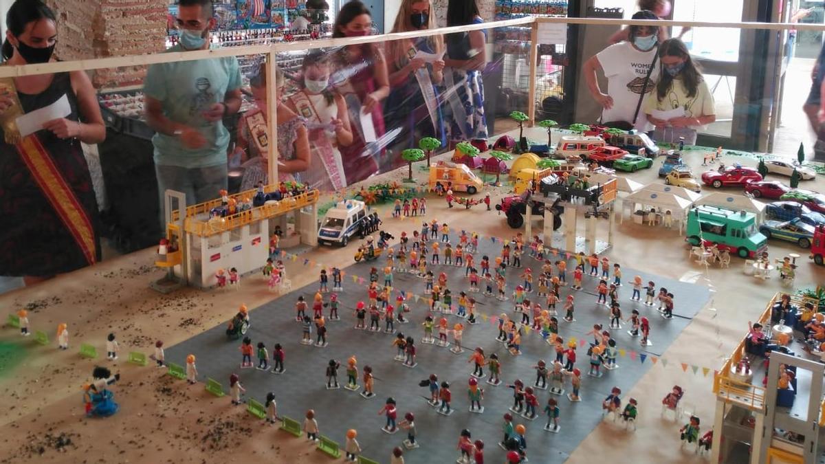 Los famosos muñecos de Playmobil ayudan a luchar contra una grave  enfermedad en Castellón - El Periódico Mediterráneo