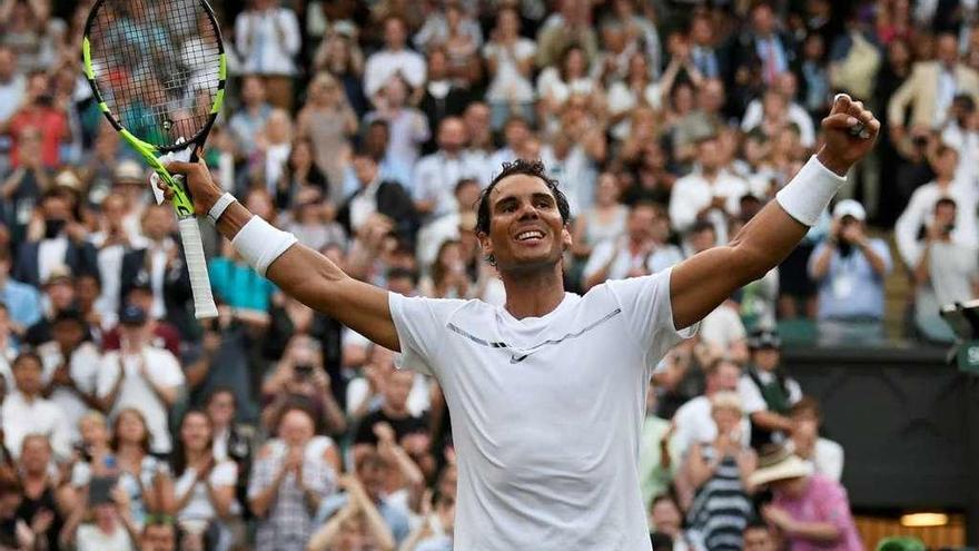 Nadal, feliz por su victoria ante el estadounidense Young que le da el pase a tercera ronda.