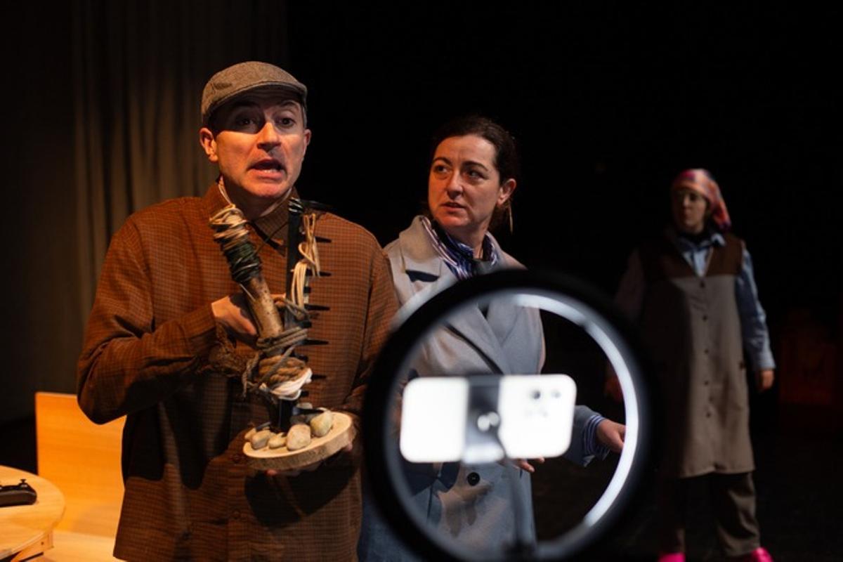 O espectáculo 'Sol y fuerza' de aAntena Teatro abrirá o ciclo.