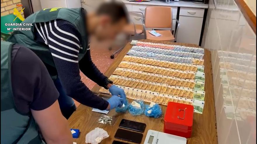 Dos personas detenidas por tráfico de drogas en Requena