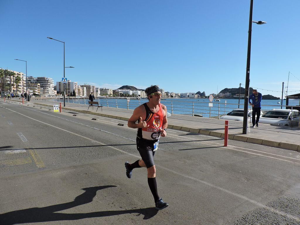 Estos todas las imágenes de la Media Maratón de Águilas