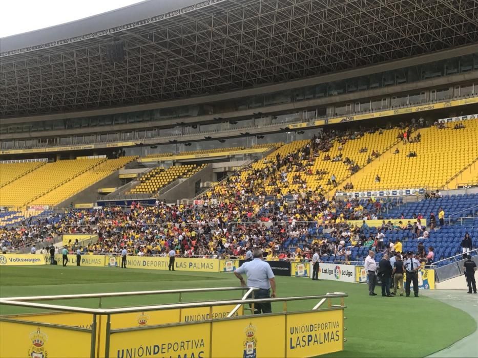 Presentación de Vitolo en la UD Las Palmas