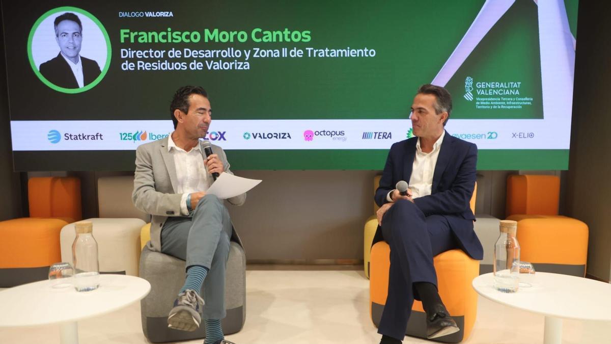 Francisco Moro, responsable de Valoriza junto a Juanma Romero, director de LevanteTV