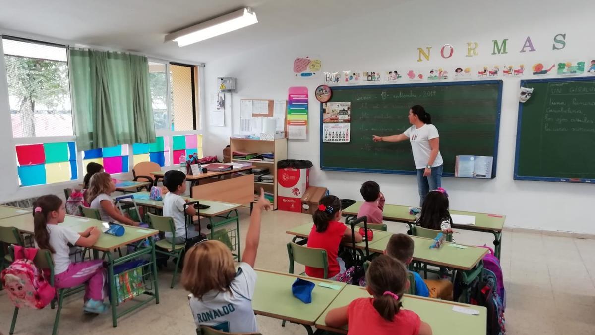 BALEARES.-Consell.- Los nuevos casos de Covid-19 entre profesores y alumnos no llegan al 1% en la última semana