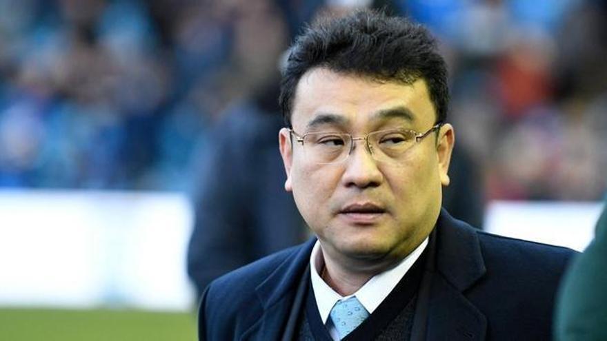 El propietario del Sheffield Wednesday pide que los aficionados paguen 2 millones de libras para salvar el club