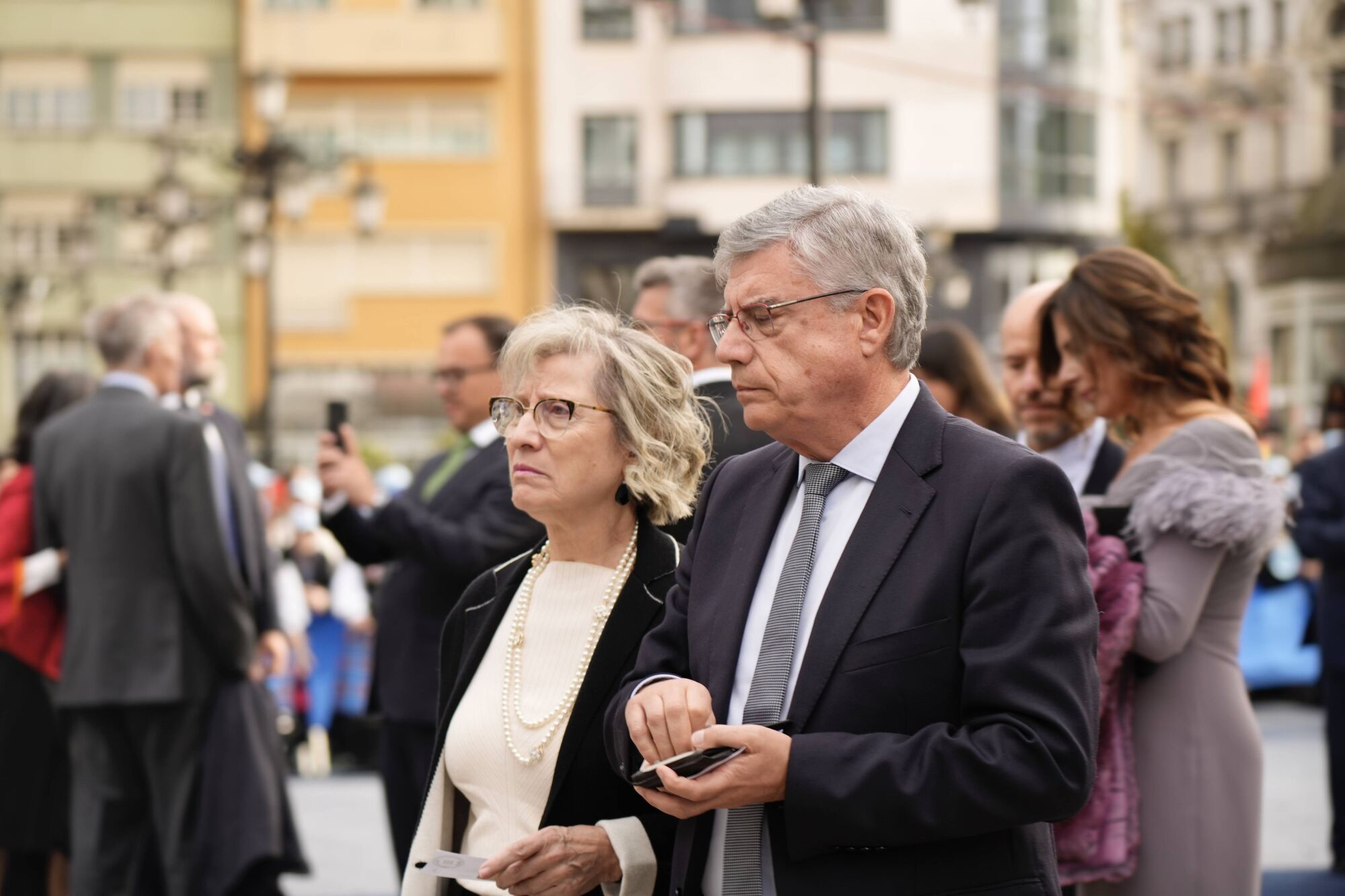 Así fue la llegada de los invitados a los premios "Princesa de Asturias" y su paso por la alfombra azul