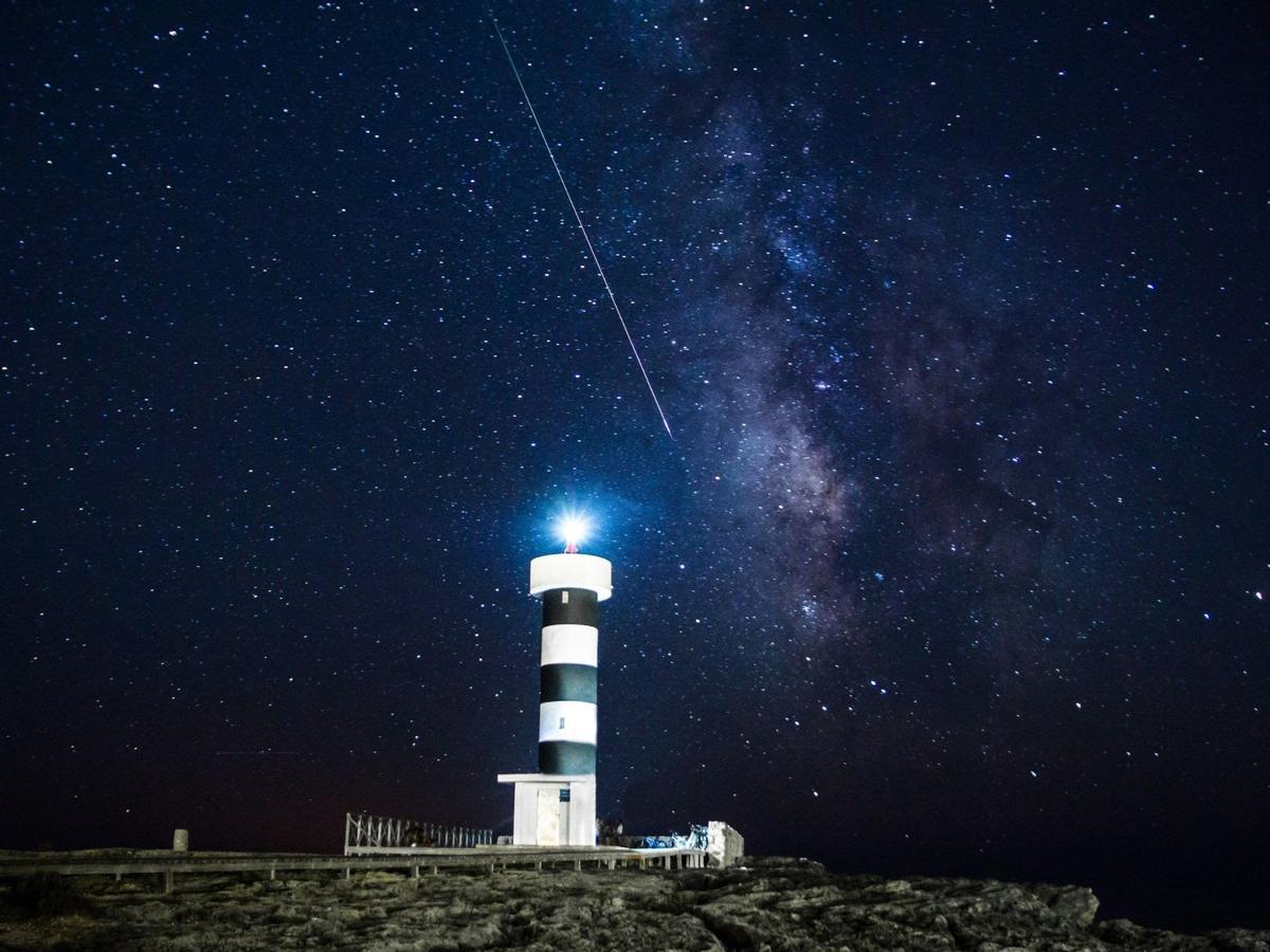 Esta noche de jueves se produce uno de los fenómenos más espectaculares que se pueden ver en el cielo en esta época del año.