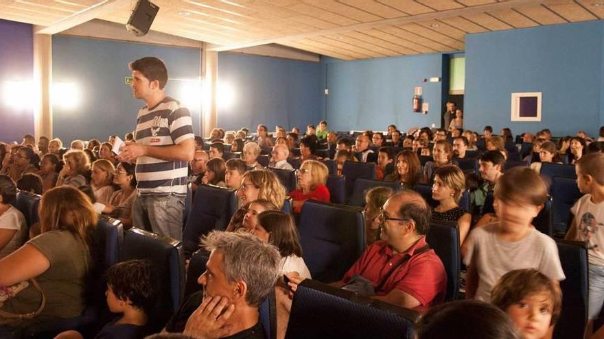 Los más pequeños apuran las fiestas de Santa Isabel en Lugones