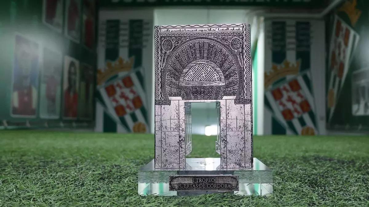 Imagen del Trofeo Puertas de Córdoba, junto a la zona mixta de El Arcángel.