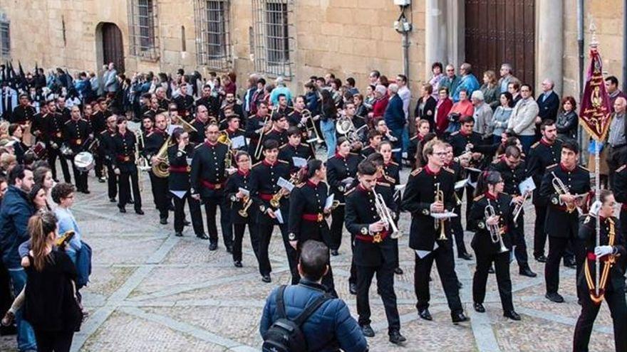 Vuelve el certamen de marchas procesionales a Plasencia - El Periódico  Extremadura