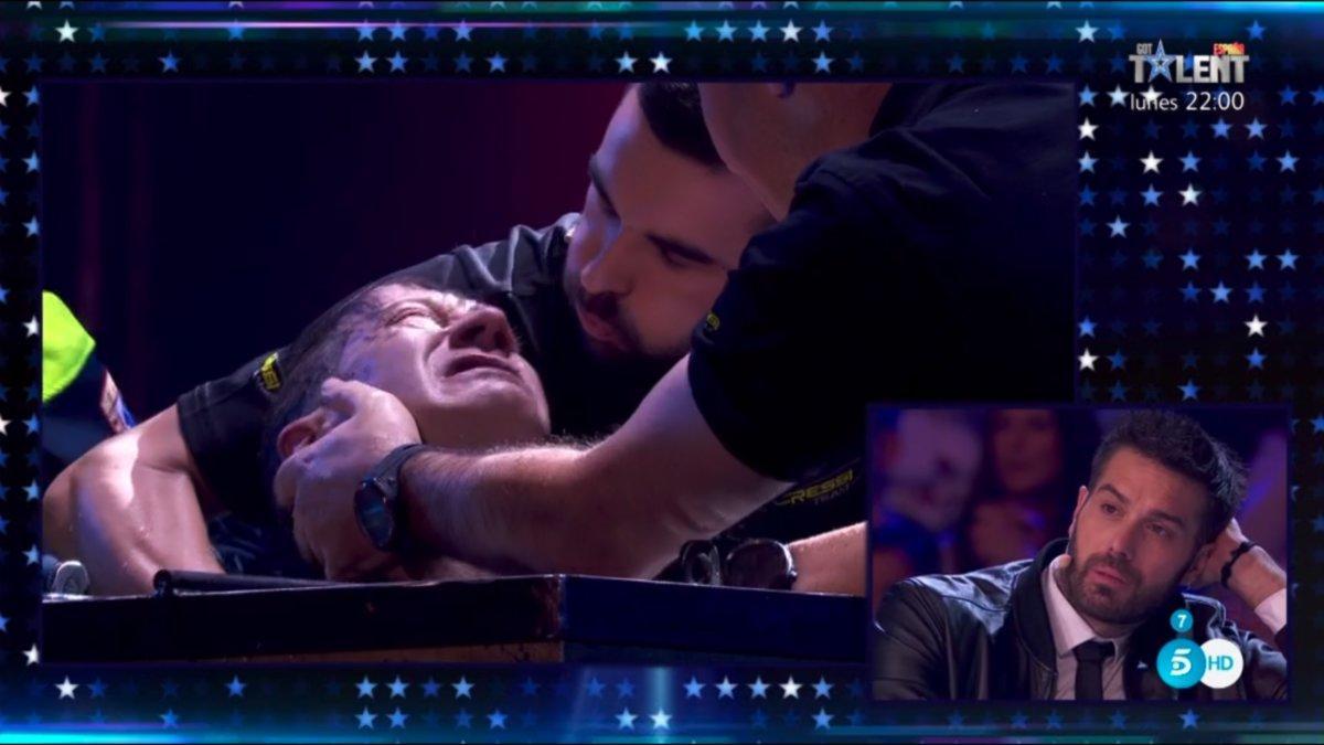 Pedro Volta, atendido por los médicos en 'Got Talent'