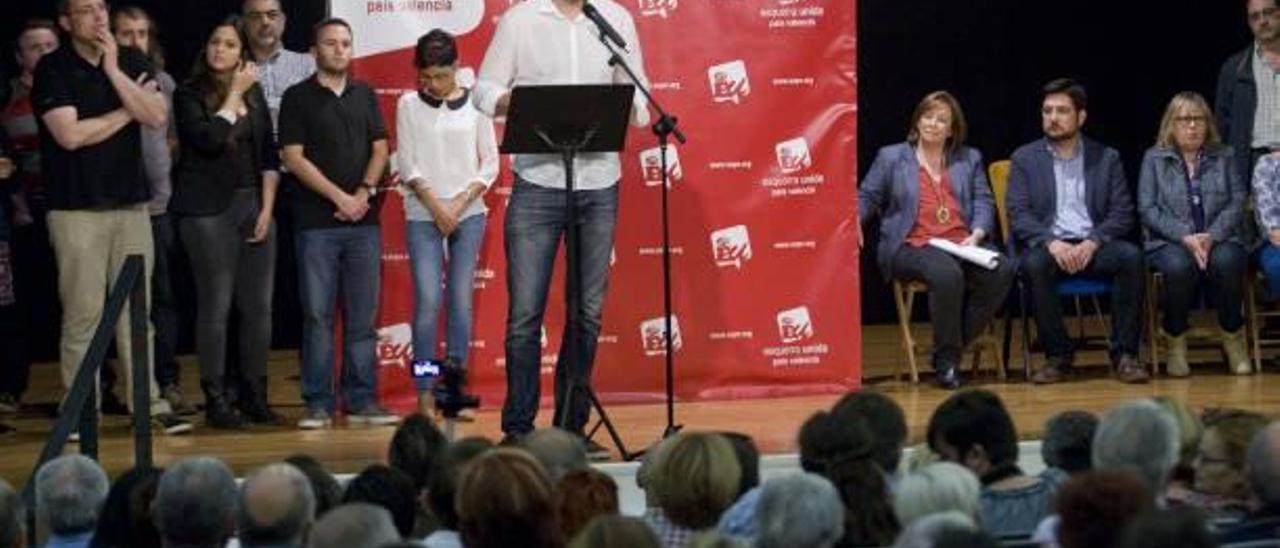 Guillermo Sampedro estuvo muy arropado durante su presentación.