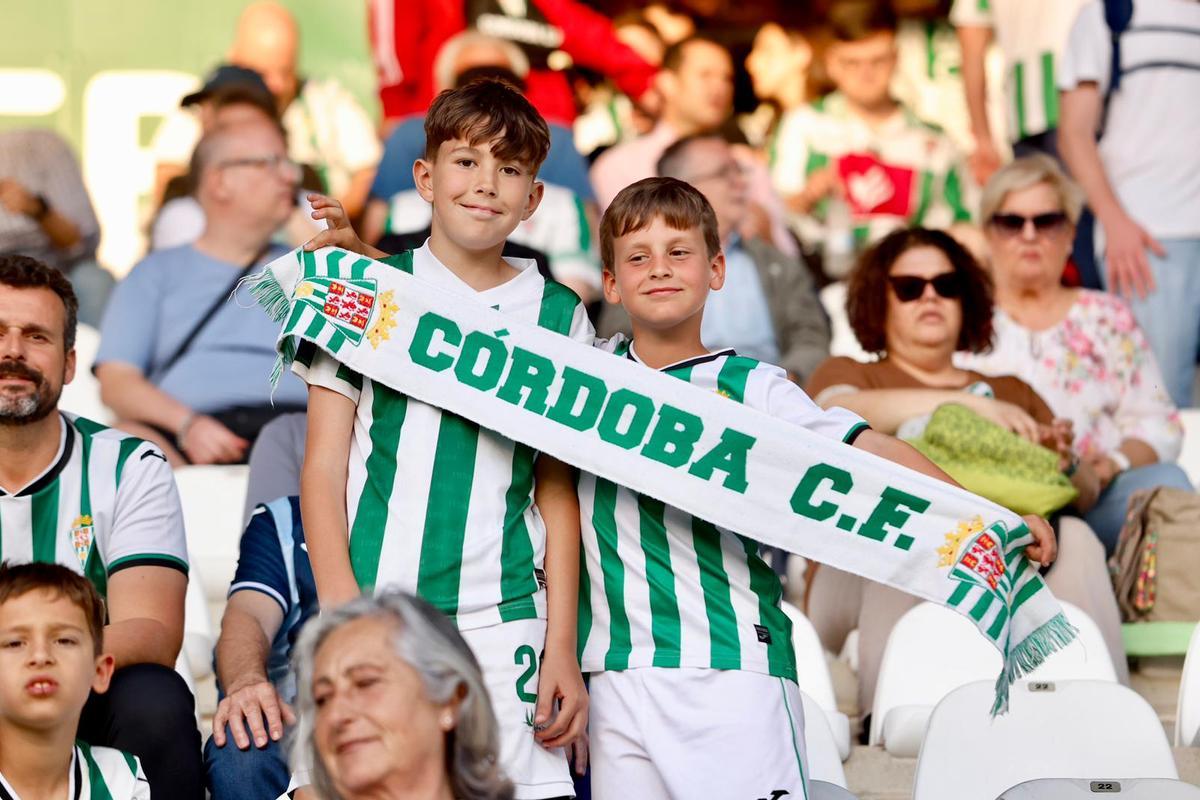Córdoba CF-Albacete | Las imágenes de la afición en El Arcángel