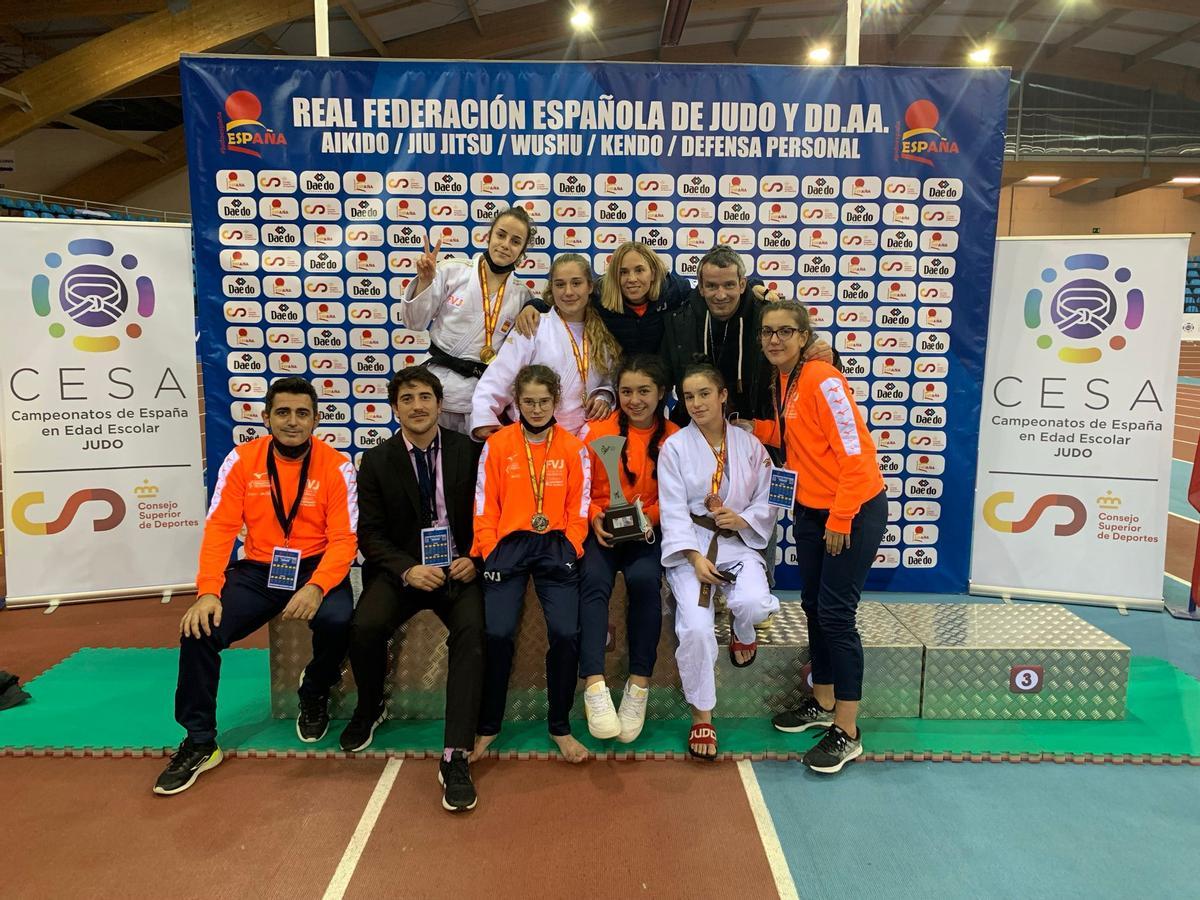 Medallistas Cadetes en el Campeonato de España Escolar.