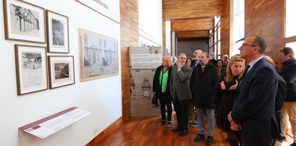 La exposición ‘Viajeros y fotógrafos en San Juan de la Peña 1840-1980’.