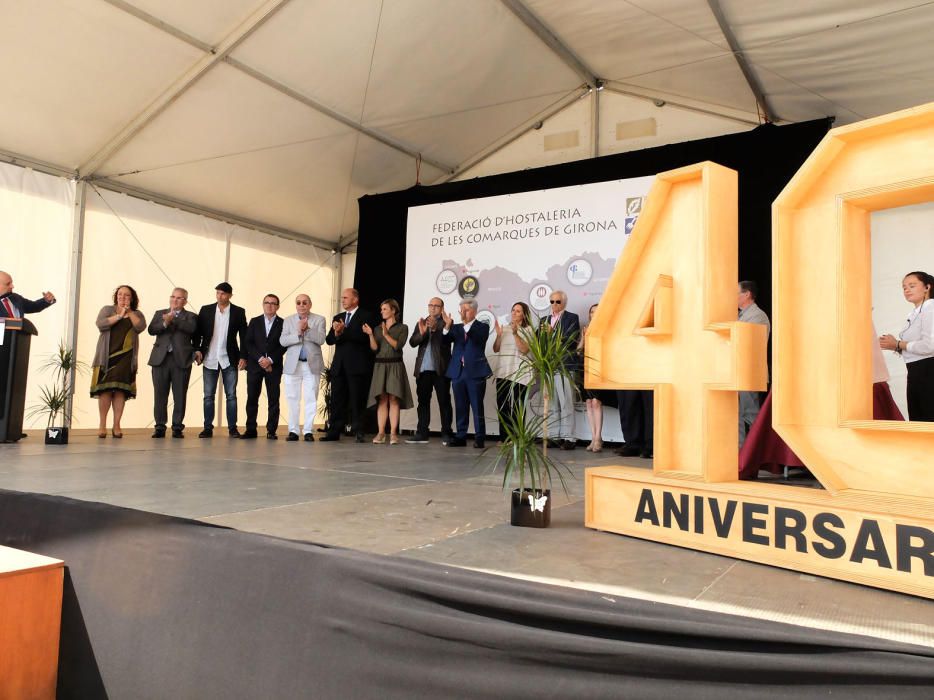 Dia Internacional del Turisme al Castell de Biart - La Federació d''Hostaleria de les Comarques de Girona ha celebrat aquest dilluns el seu 40è aniversari