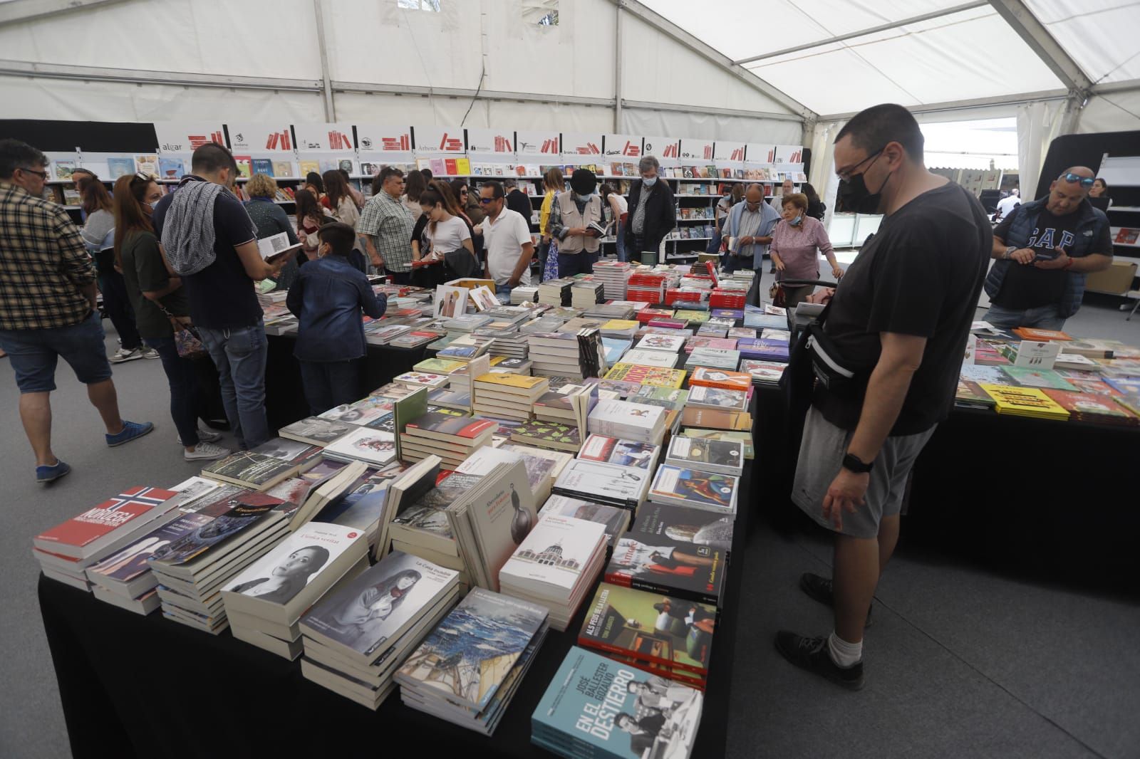 Feria del Libro en Valencia este domingo 1 de mayo