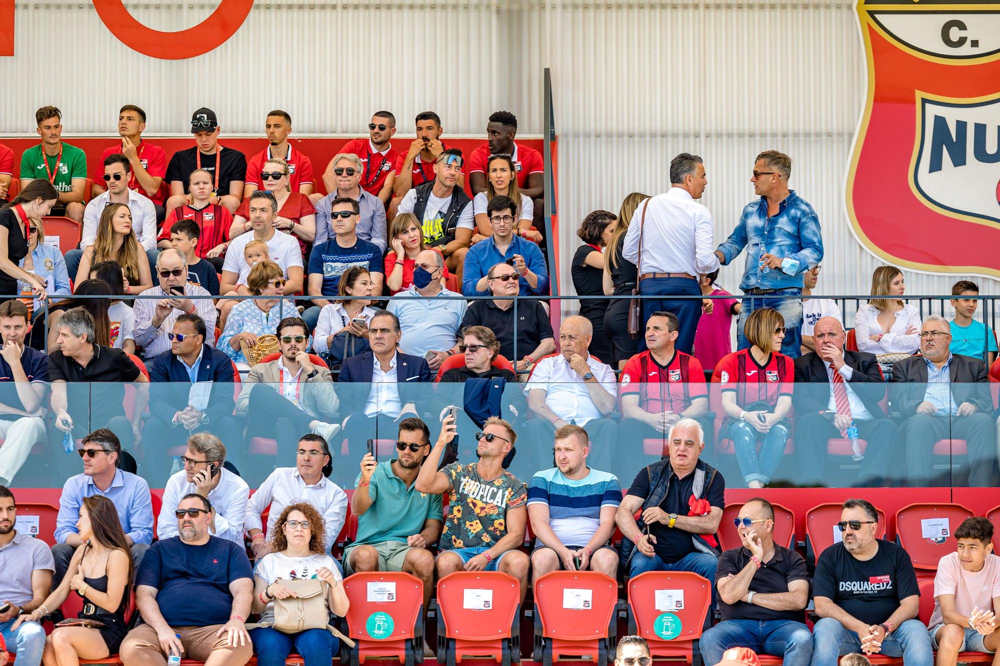 Un empate valía al Intercity en La Nucía para lograr el ascenso directo a Primera RFEF como campeón del grupo 5 de Segunda RFEF. Y un punto lograron los hombres dirigidos por Gustavo Siviero, en un ejercicio de resistencia y orden defensivo