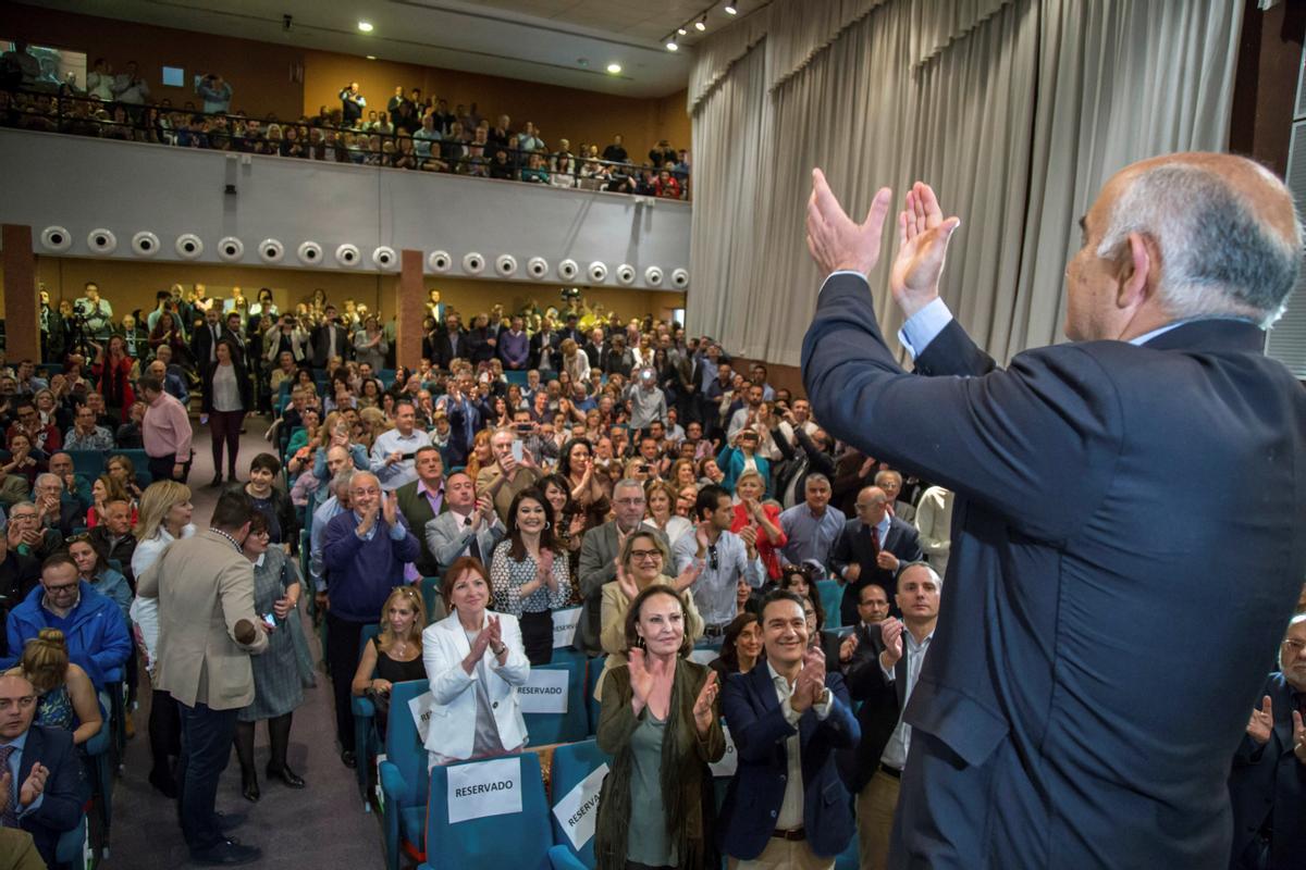 Alberto Garre, cuando presentó el partido Somos Región