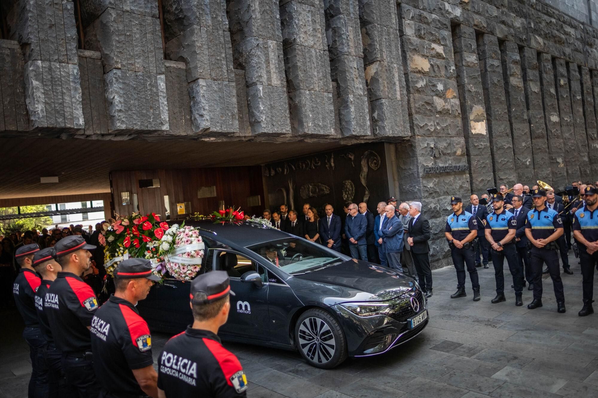 Funeral de Manuel Hermoso en Santa Cruz de Tenerife.