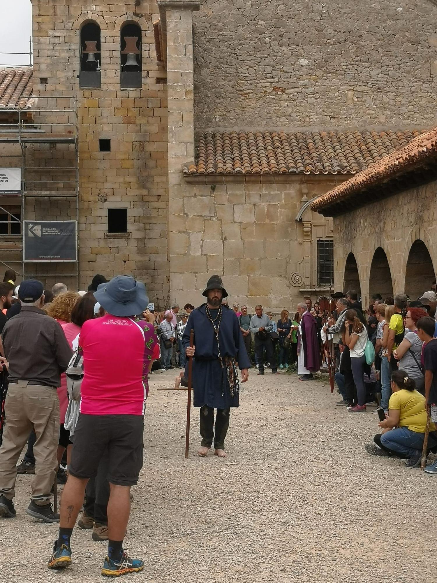 Siguiendo a Els Pelegrins de les Useres desde Navajas