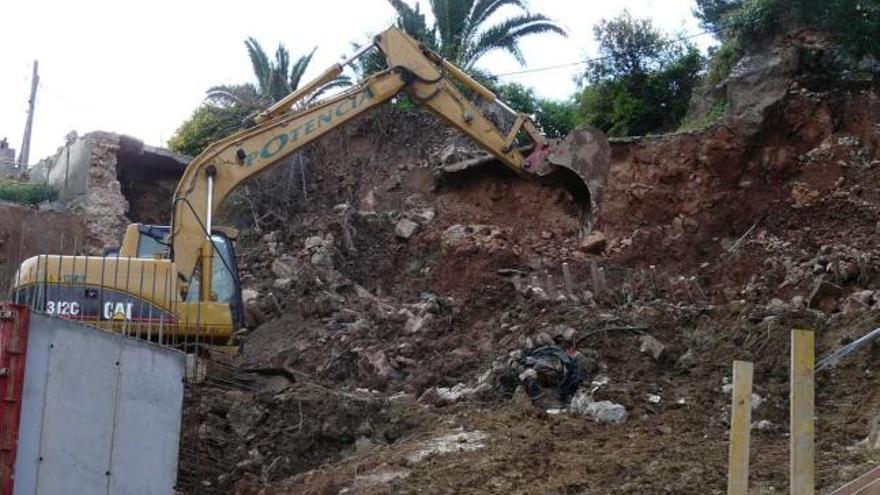 Una excavadora inicia los trabajos en Son Murta.