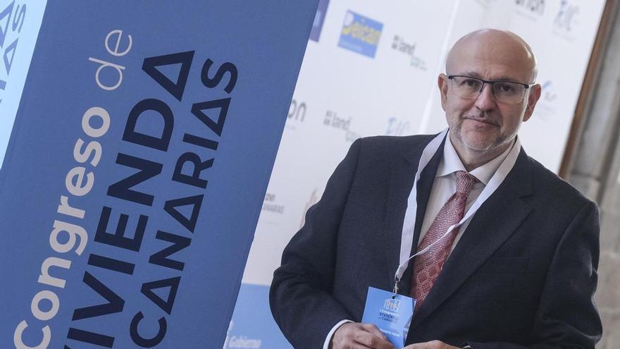 Sergio Nasarre, catedrático: «Llevan 17 años sin dejar comprar vivienda a las familias»