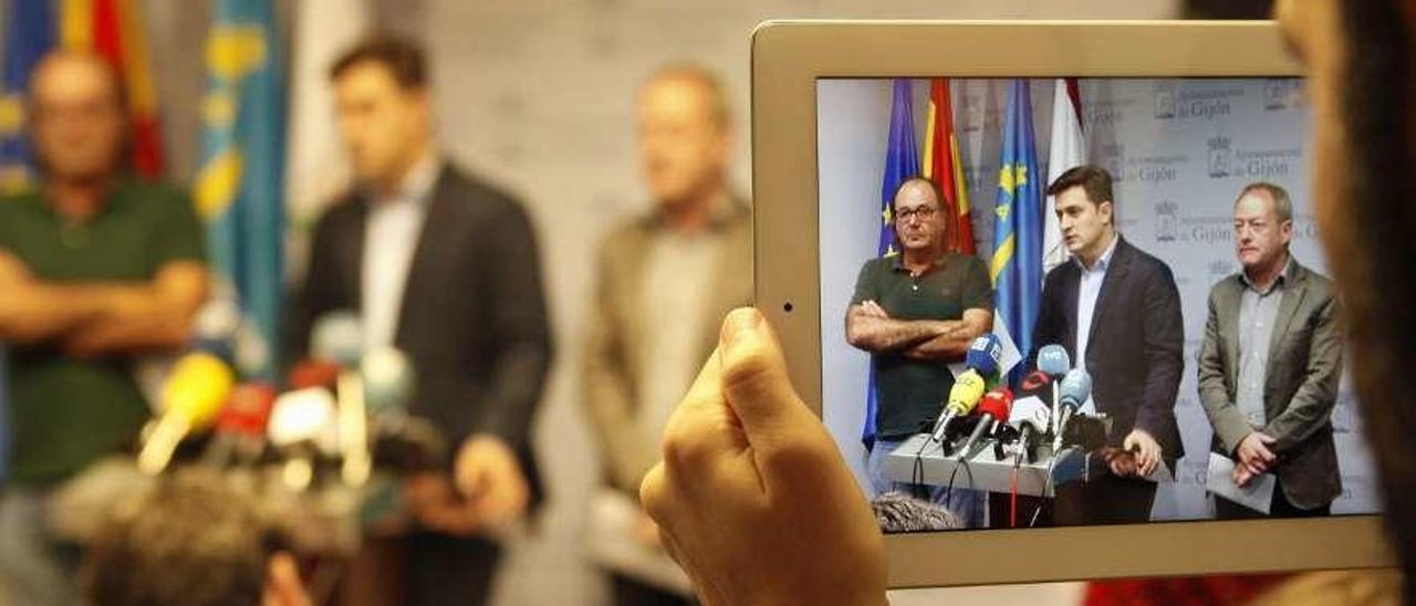 Por la izquierda, Mario Suárez del Fueyo, José María Pérez y Aurelio Martín, en una foto de archivo.