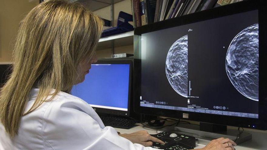 Uno de cada cuatro cánceres de mama en 
Castellón afecta a mujeres de menos de 50 años