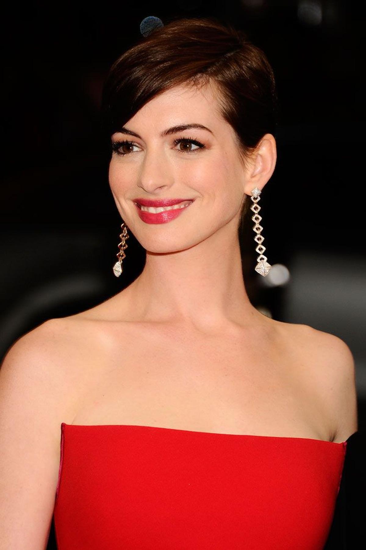 Así lo lleva Anne Hathaway