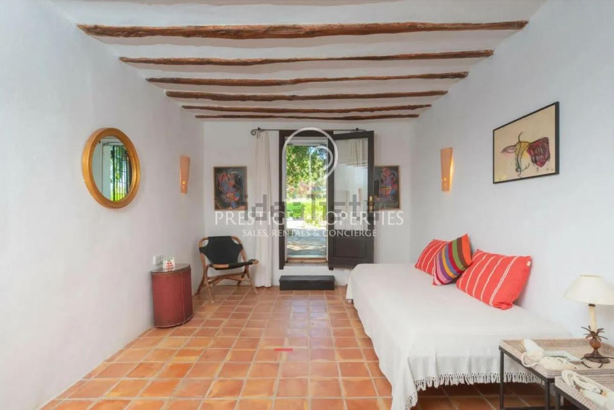 A la venta la casa payesa de un Premio Pulitzer que vivió en Ibiza