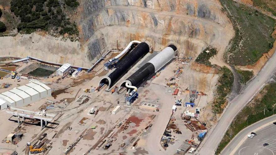 Obras de construcción de la variante de Pajares.