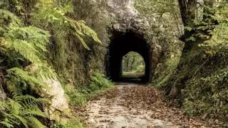 La senda más bonita del interior de Asturias atraviesa los pueblos más bonitos del norte