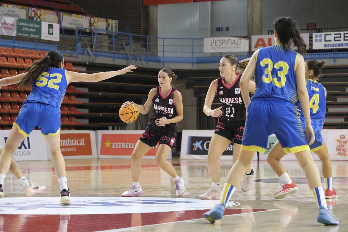 Totes les fotos del Manresa CBF-CB Igualada de la desena edició del Trofeu Ciutat de Manresa Totes les fotos del Manresa CBF-CB Igualada de la desena edició del Trofeu Ciutat de Manresa