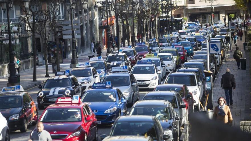 Los examinadores se manifiestan en Oviedo el pasado noviembre.