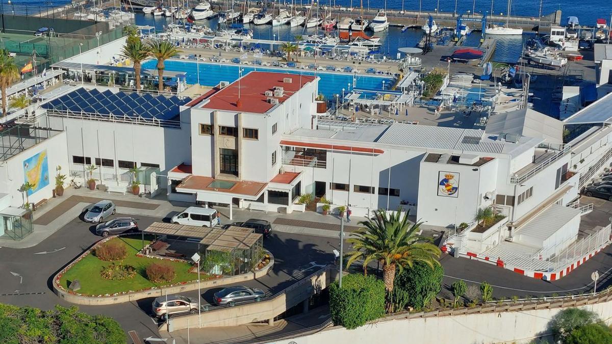 Imagen aérea del Real Club Náutico de Tenerife, en la capital tinerfeña.