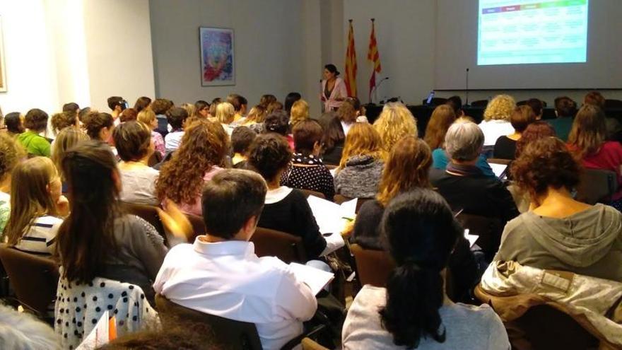 A l&#039;acte de presentació de la guia hi van assistir 140 professionals de l&#039;ensenyament i de la salut