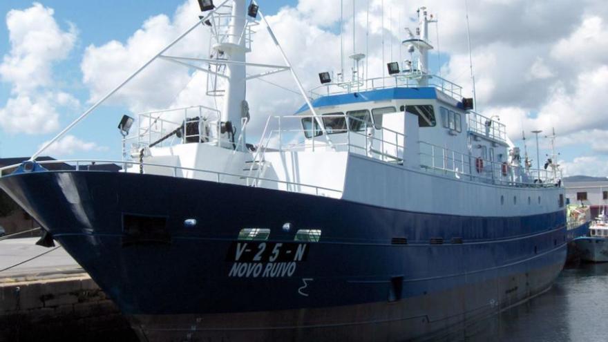 El palangrero «Novo Ruivo», en Vigo, en una imagen de archivo. |  F. Montes / Shipspotting