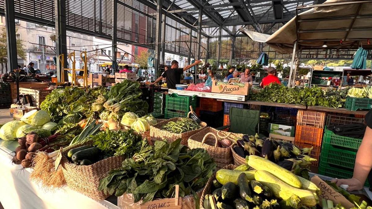 Les noves parades aporten diversitat al mercat de Figueres