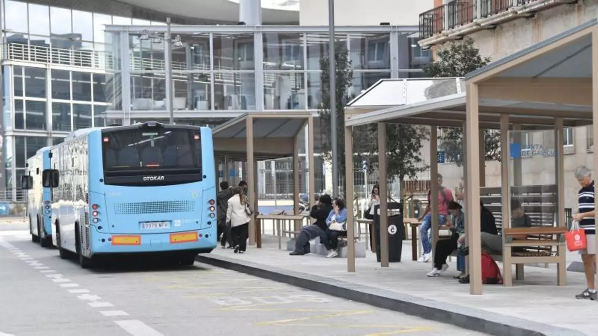Sada y Betanzos critican la falta de información sobre los cambios derivados de la apertura de la estación intermodal